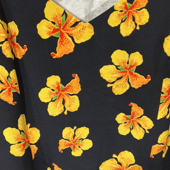 Escada floral silk spaghetti strap dress size 40 - Picture 2 of 9